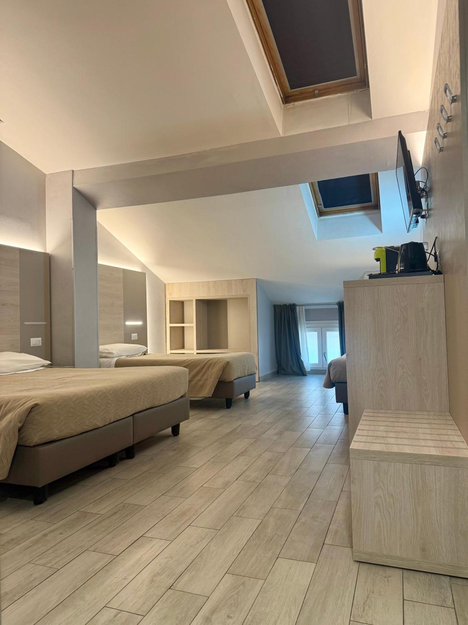โฮเต็ล มิรามอนตี Hotel ตูริน ภายนอก รูปภาพ